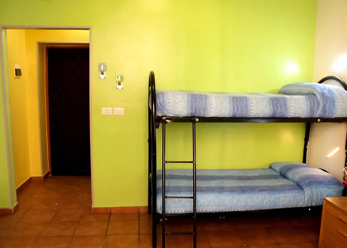 Hostel Legends *
