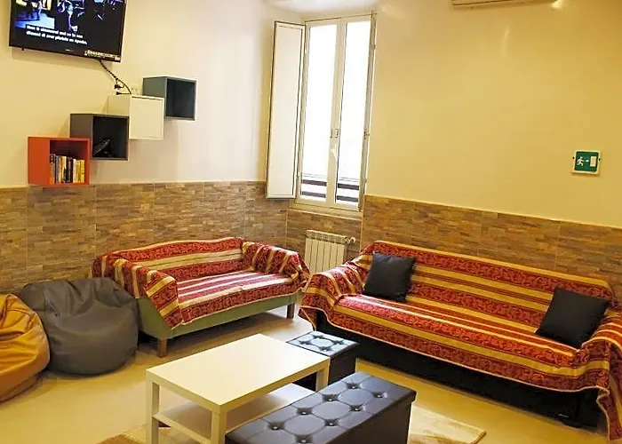 Hostel Legends *